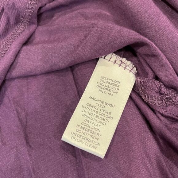 Cupio Plum Short Sleeve Slit Top Stretch Purple Women's Size Small - Picture 6 of 9